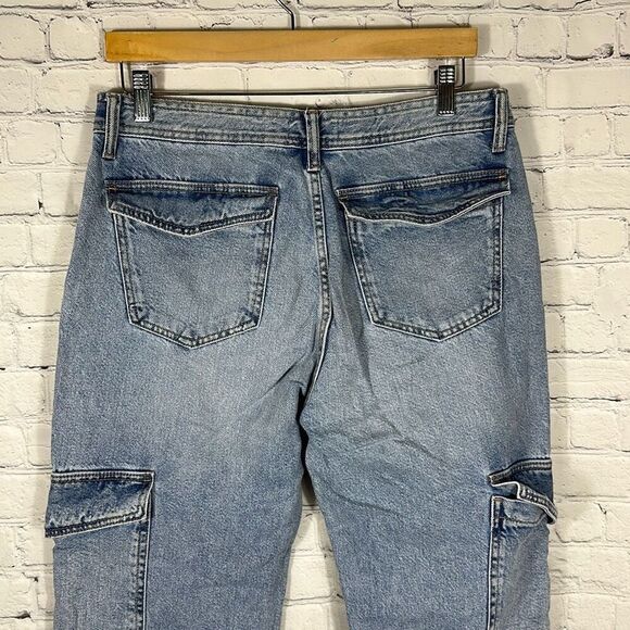Zara Y2K Mid Rise Cargo Jeans Straight Leg size 8 Light Wash Unique Split Hem - Picture 6 of 9